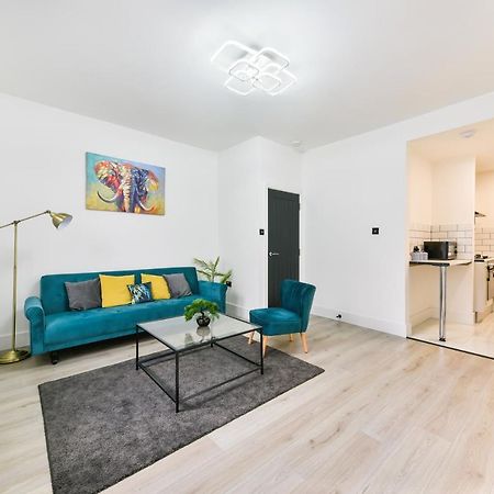 New Stylish 1 Bedroom Apartment - Flat D Norwood Dış mekan fotoğraf
