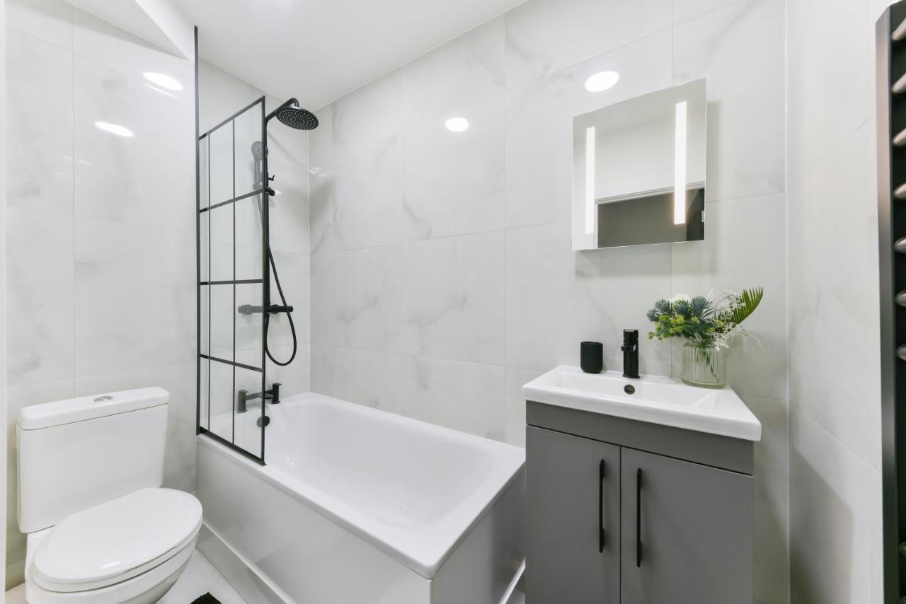 New Stylish 1 Bedroom Apartment - Flat D Norwood Dış mekan fotoğraf